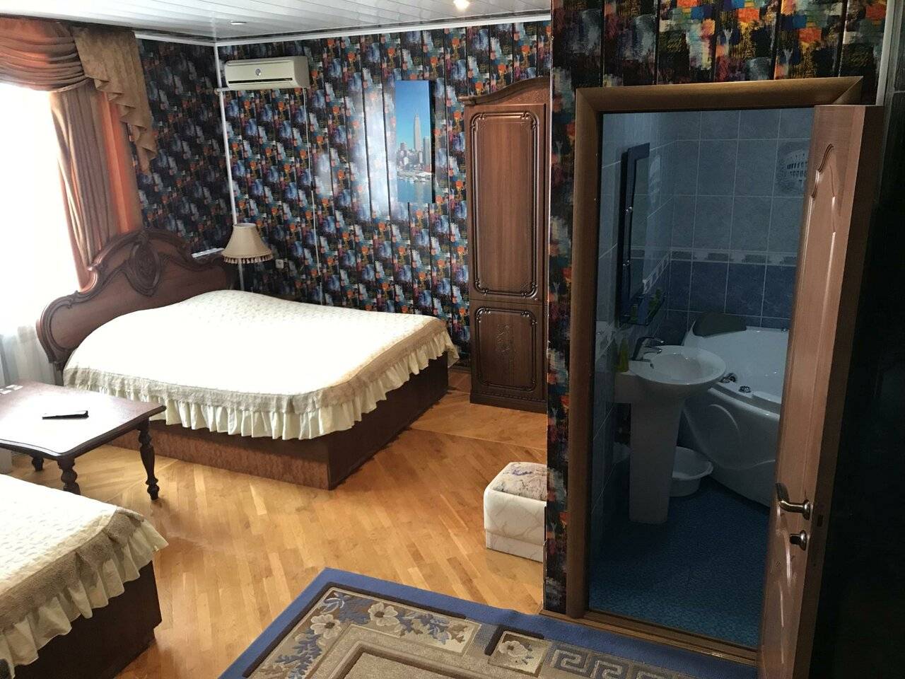 Номер комфорт с 2 односпальными кроватями